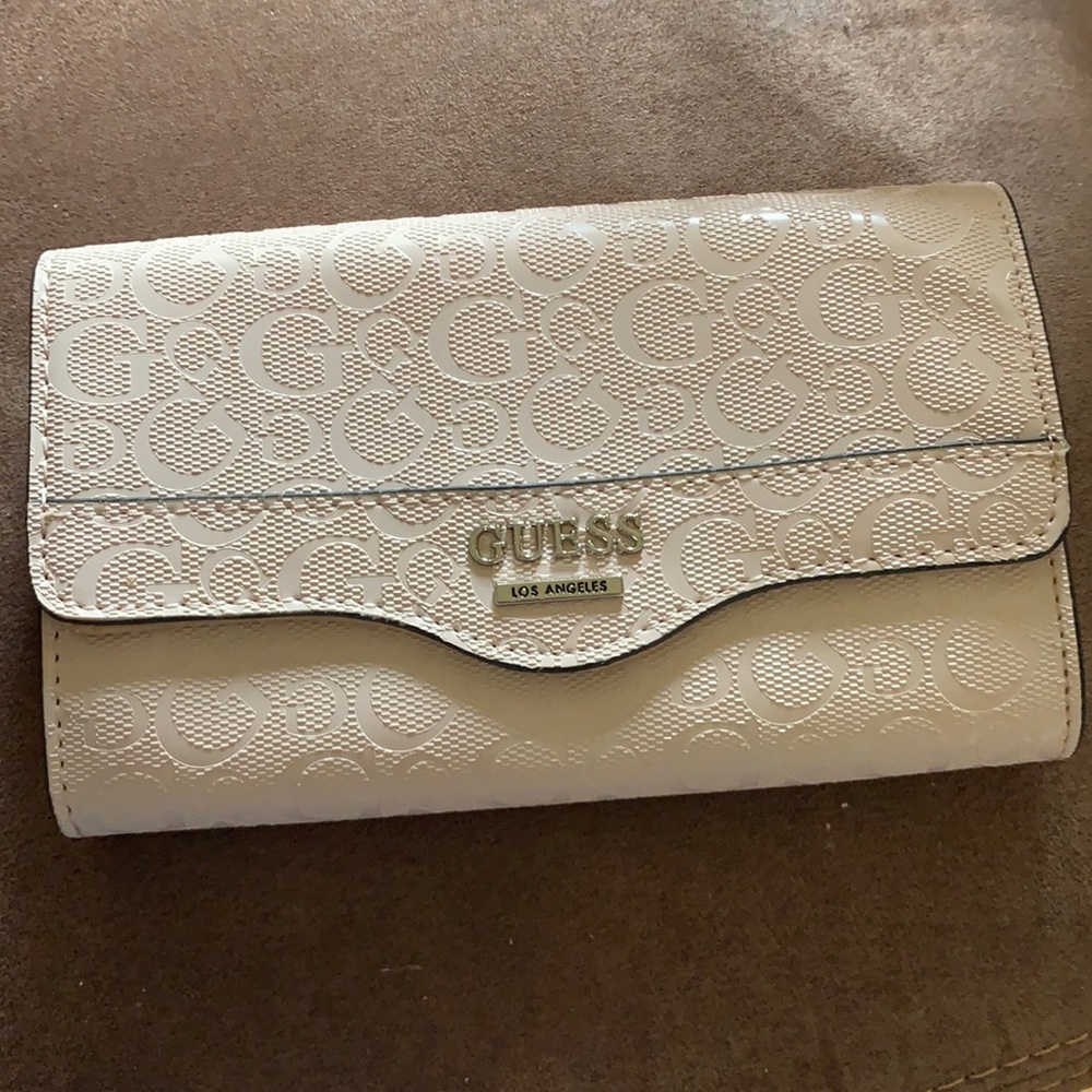 Guess wallet color cream